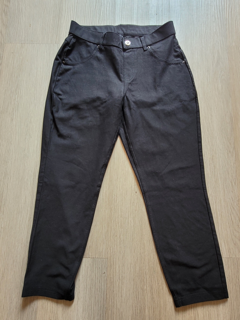 HUE Women's Black Stretch Chinos Ankle Pants. Size: M